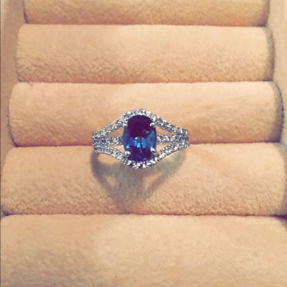 Sterling Silver London Blue Topaz Ring